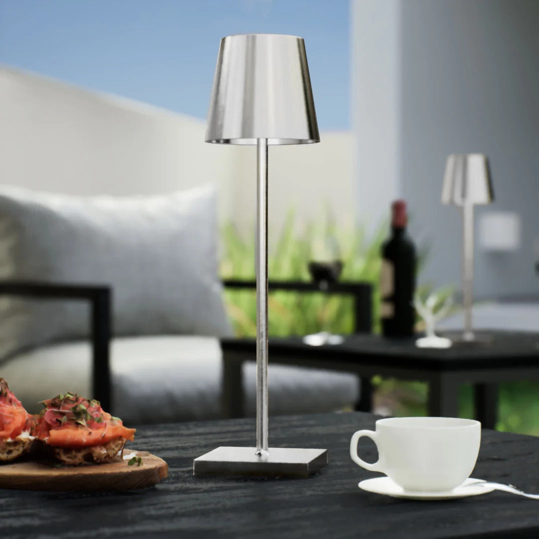 Kabellose Touch-Tischleuchte aus Metall in Silber – Bild 6